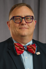 Darren Shelton