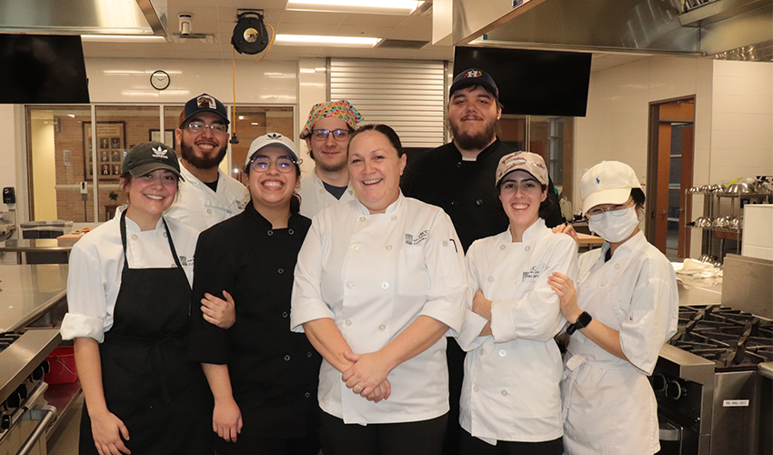 Picture of the Culinary Arts students & Chef Laura.
