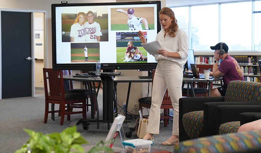 Allison Brockman talking to the audience.