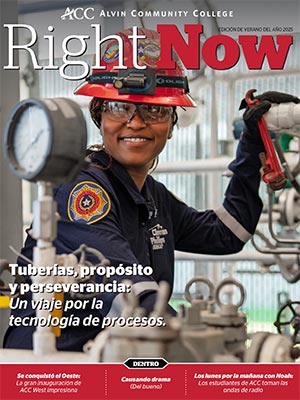 Right Now Magazine cover 2025 Spanish